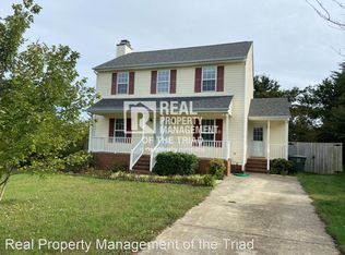 5907 Manor Ridge Trl, Jamestown, NC 27282