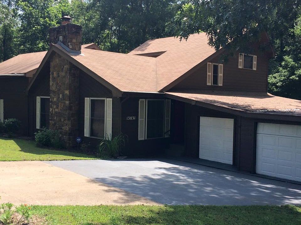 1st image of 13831 Canterbury Ln