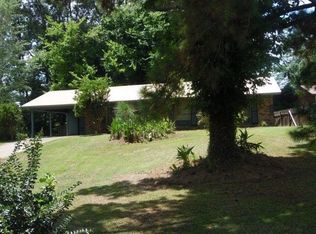 104 Lena Dr, Vicksburg, MS 39183