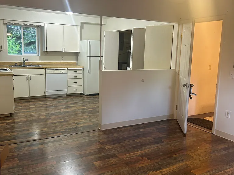 408 E Yellowstone Ave #3 — Photo 4
