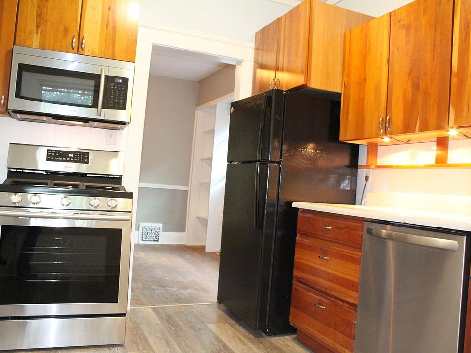 1st image of 1316 W 116th St #Up