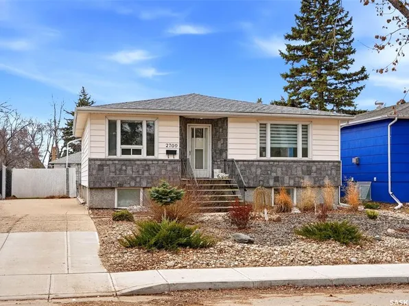 2709 24th AVENUE, Regina, SK S4S 1J6