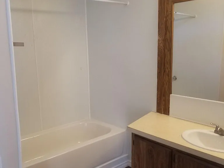 725 N Ash Ter #8 — Photo 11