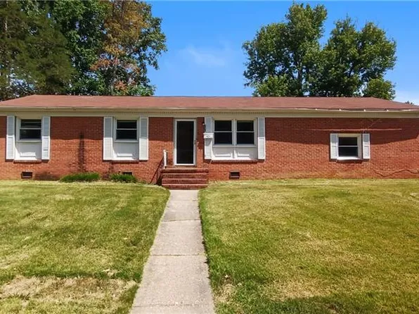 329 De Laura Dr, Newport News, VA 23608