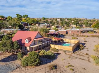 312 El Rey Dr, Corrales, NM 87048
