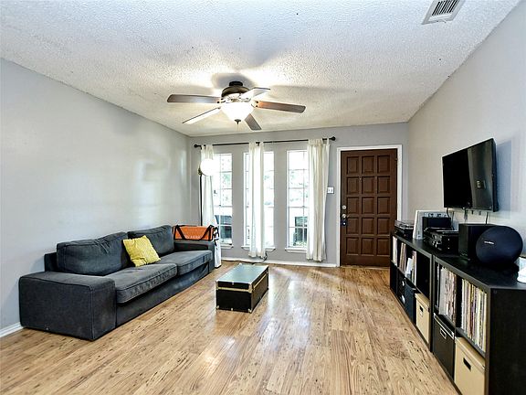 5th image of 4911 Aberdeen Cir