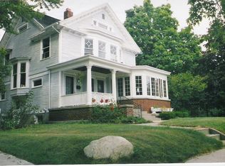 1545 Robinson Rd SE, Grand Rapids, MI 49506