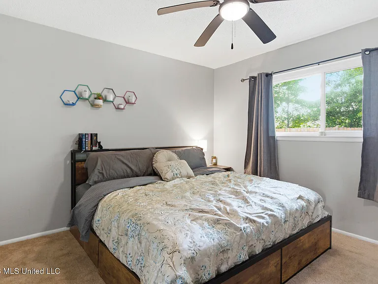 2616 W Angela Cir — Photo 14