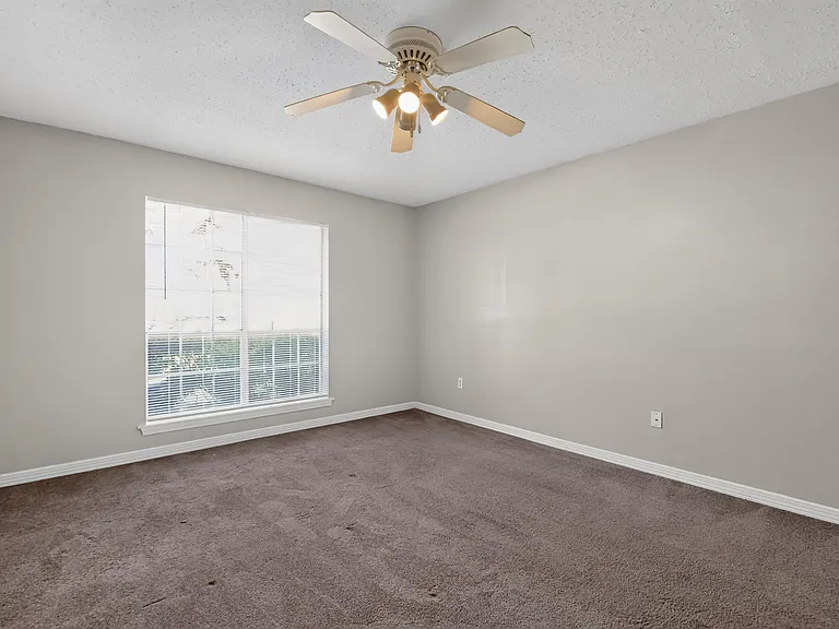 Hampton House — Photo 18