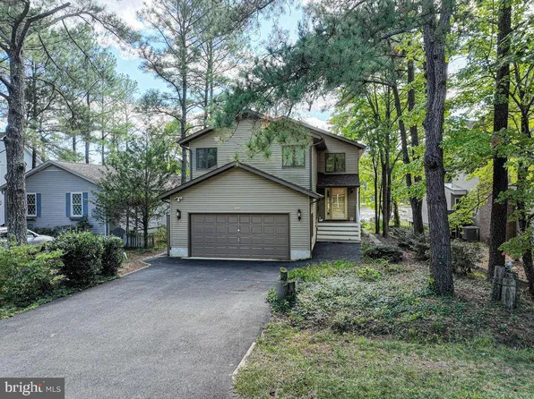 64 Boston Dr, Berlin, MD 21811