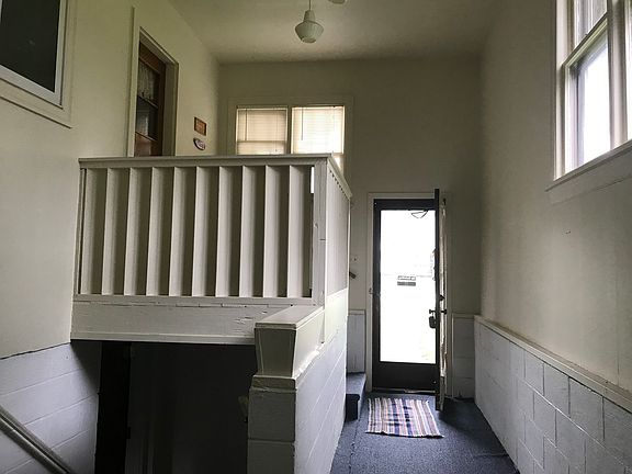 4th image of 3301 Campbell Ave