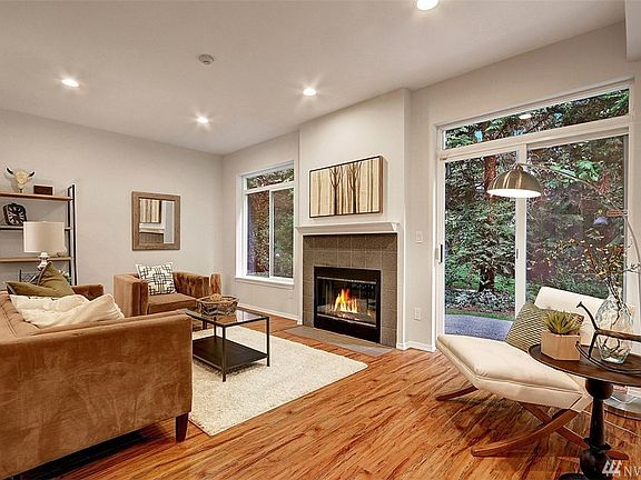 3rd image of 18014 NE 95th Ct Unit 2