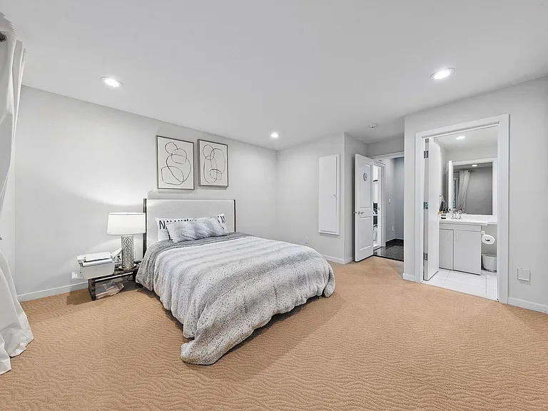 172 Truman Dr — Photo 33