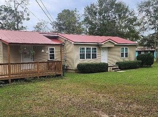 538 Grady St SW, Pelham, GA 31779