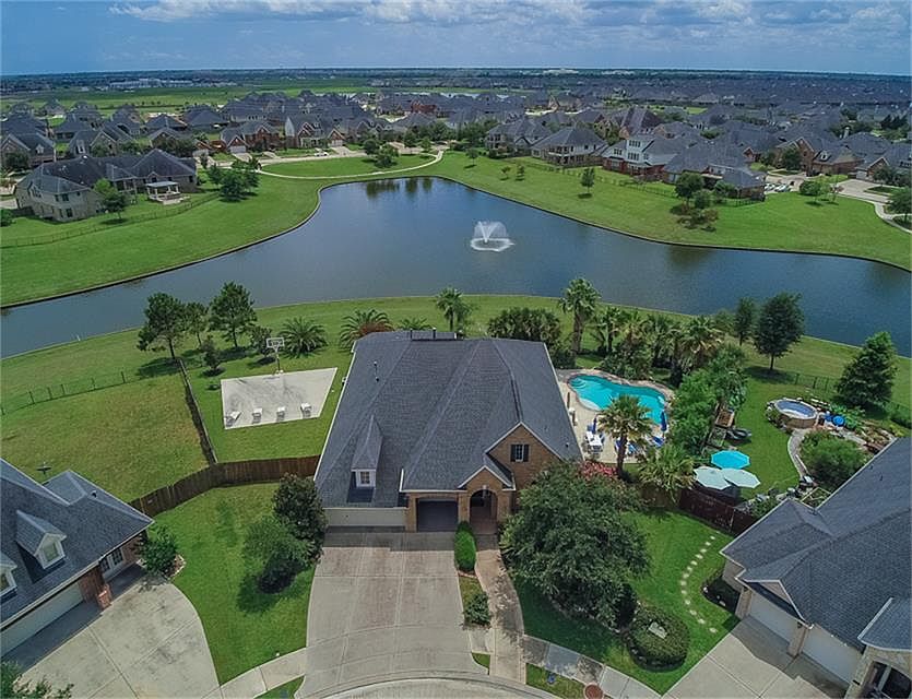 1st image of 7406 Beecham Lake Ct