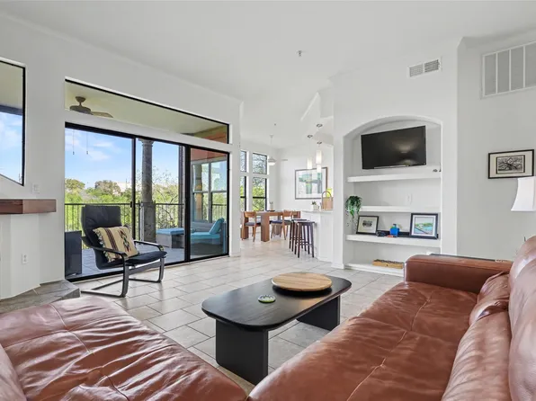 300 San Gabriel Village Blvd APT 512, Georgetown, TX 78626
