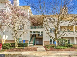 12024 Taliesin Pl APT 16, Reston, VA 20190