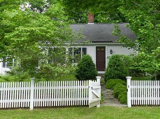 16 School St, Boylston, MA 01505