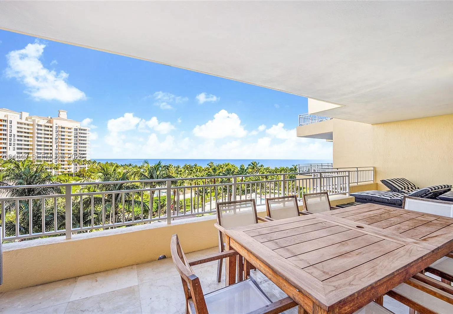 Ocean Tower One Condo — Photo 3
