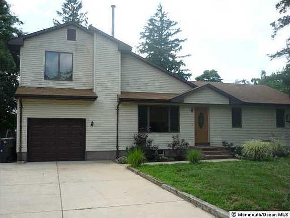 2nd image of 1591 Partridge St