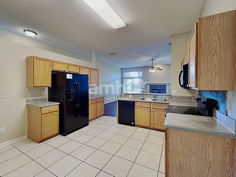 2931 Plum Orchard Dr — Photo 3
