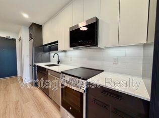 1380 Pridham Ave #515, Kelowna, BC V1Y 6B3