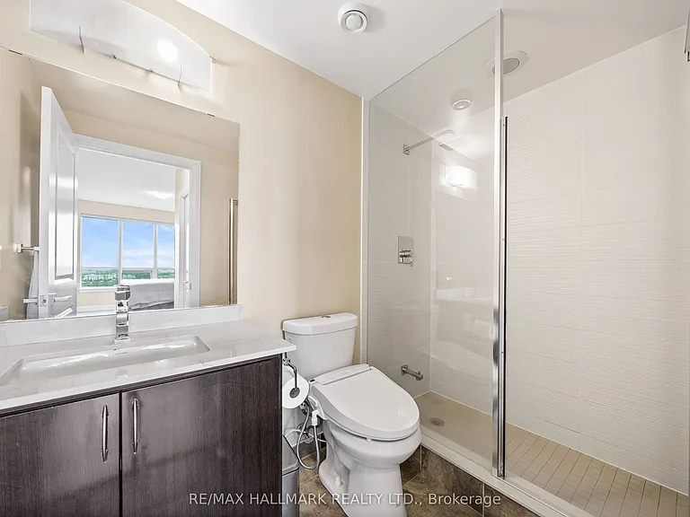 7171 Yonge St #Penthouse 301 — Photo 16