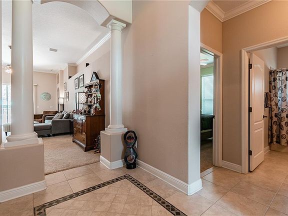 4th image of 3328 Downan Point Dr