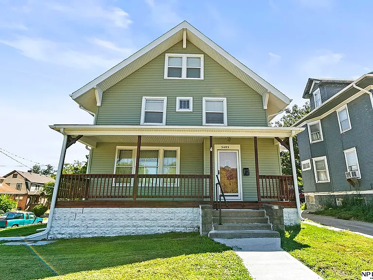 3405 Cuming St — Photo 1