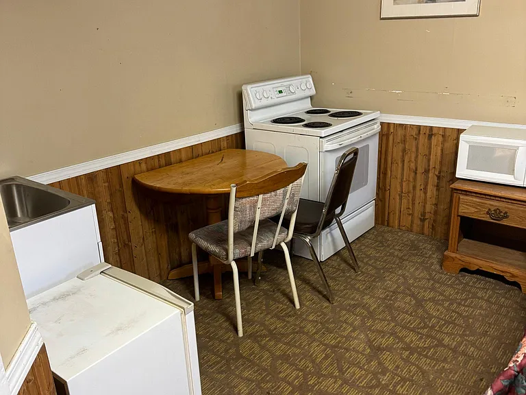 316 E Flaming Gorge Way #221 — Photo 2