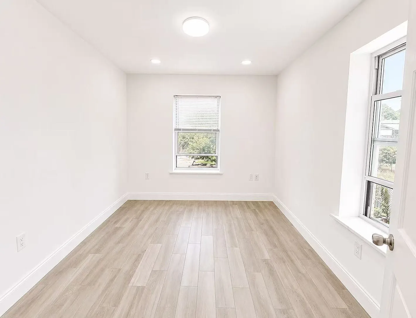 184 Battery Avenue — Photo 2