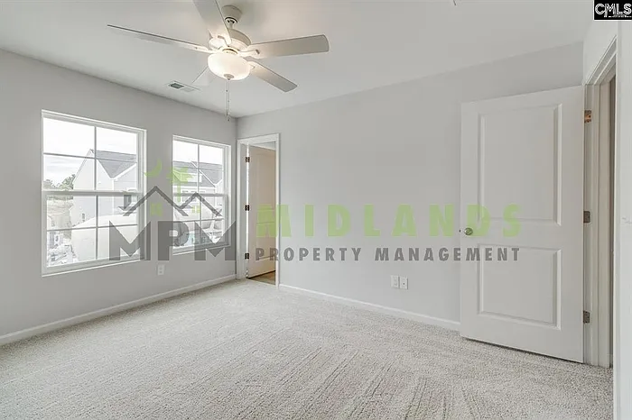 3068 Harborview Dr — Photo 13