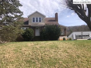 1450 Vox Rd, Sparta, NC 28675