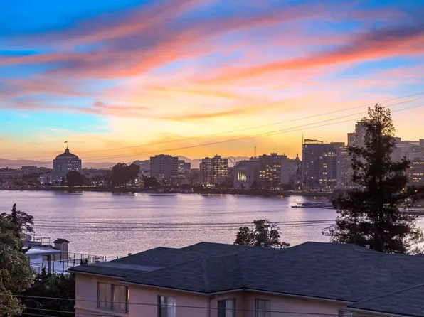 474 Merritt Ave APT 7, Oakland, CA 94610