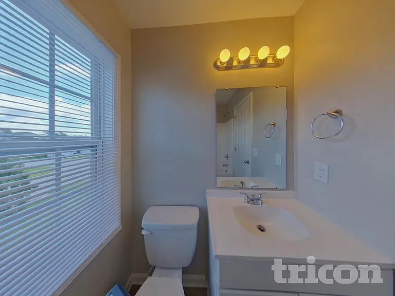 403 Parkstone Ct — Photo 15
