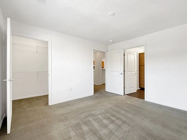701 Beachfront Dr — Photo 37