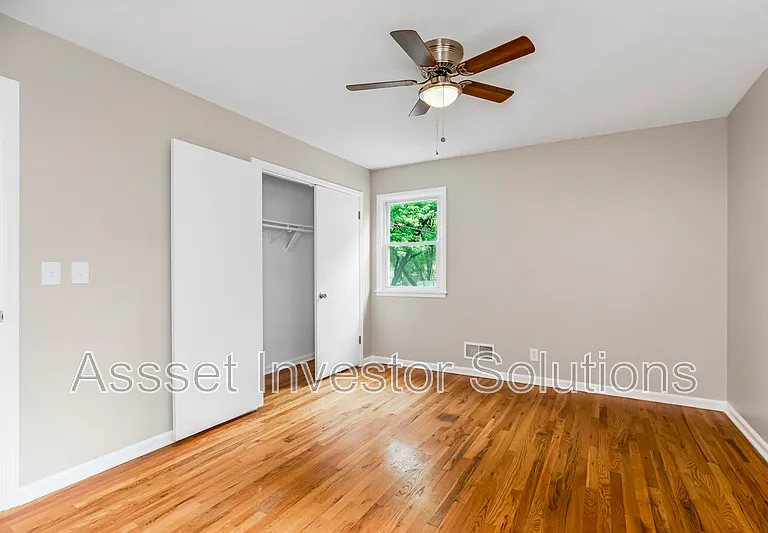 9109 Goddard St — Photo 28