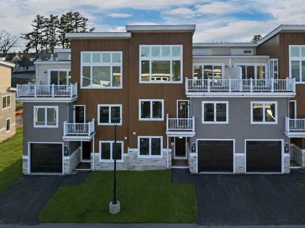 36 Vantage Point Dr #2, Laconia, NH 03246