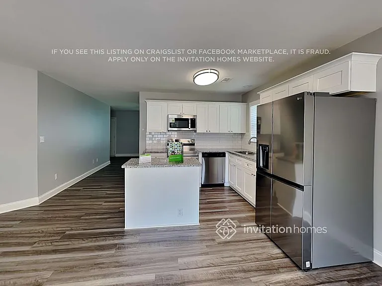 204 Corinthian Dr — Photo 7