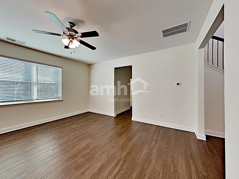 3557 Okelly Dr — Photo 8