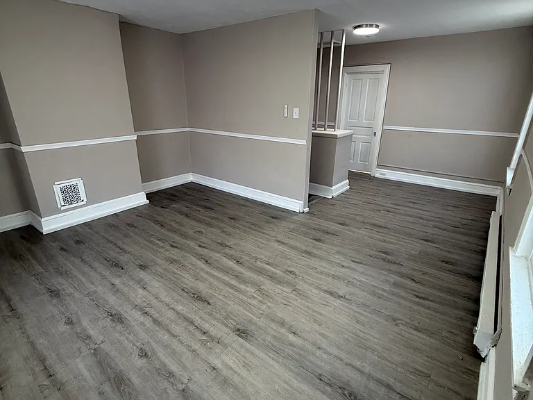 1112 Foulkrod St #2 — Photo 16