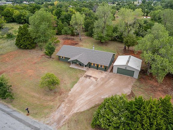 2nd image of 2420 County Road 1223