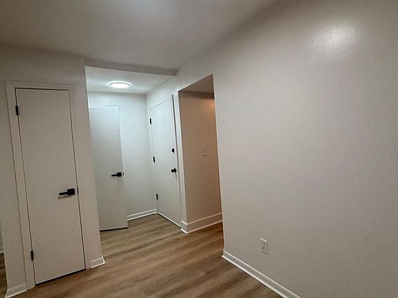 2nd image of 2101 Ottawa St #102-C