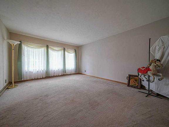 5th image of 1212 Lanewood Dr