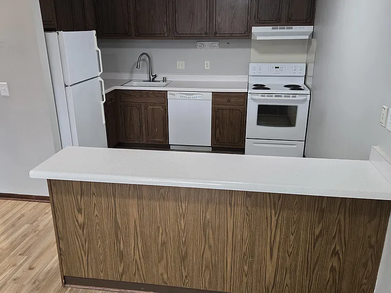 308 McHenry St #203 — Photo 8