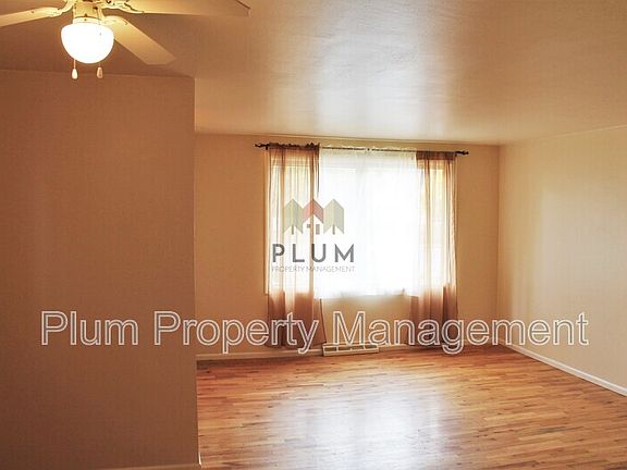5th image of 134 SW Higgins Ave