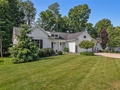 4362 Unity Dr, Hudsonville, MI, 49426