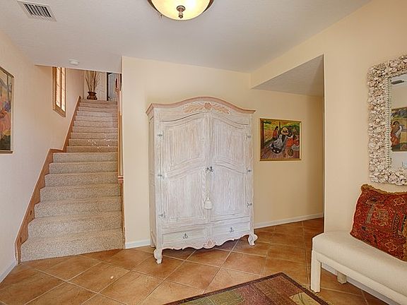 2nd image of 1519 Passion Vine Cir #24