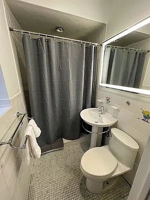 Rented by Apartment Luxe Realty Group, Inc | media 9