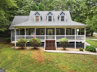 2832 Asbury Mill Rd, Cleveland, GA 30528